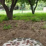 Garden House בית נופש *