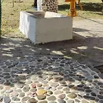 בית נופש Garden House אמרינתוס