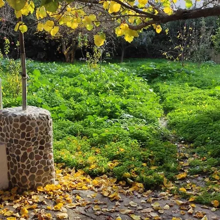 Garden House * Amarynthos